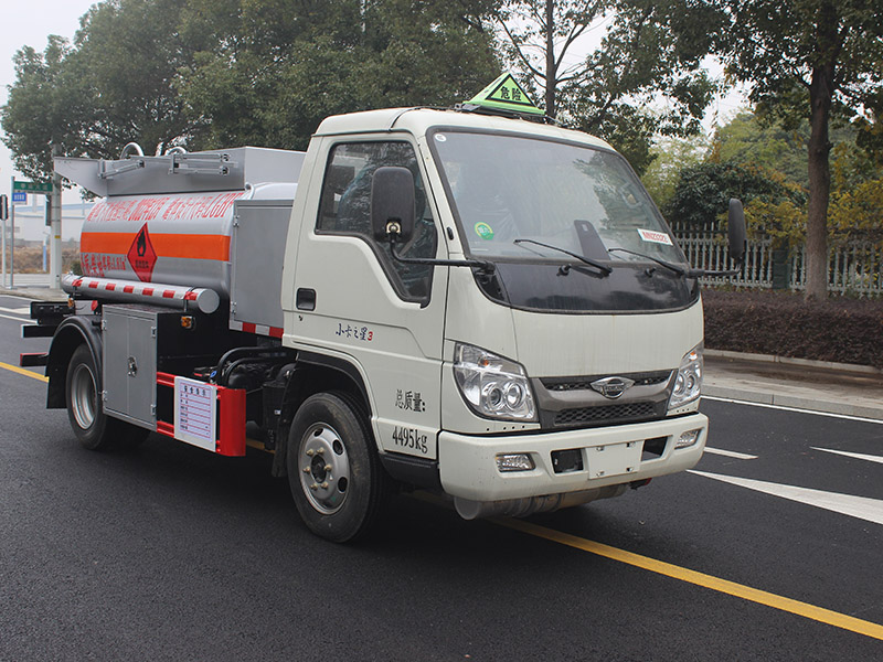 福田藍(lán)牌2立方SCS5040GJYBJ6加油車(chē)