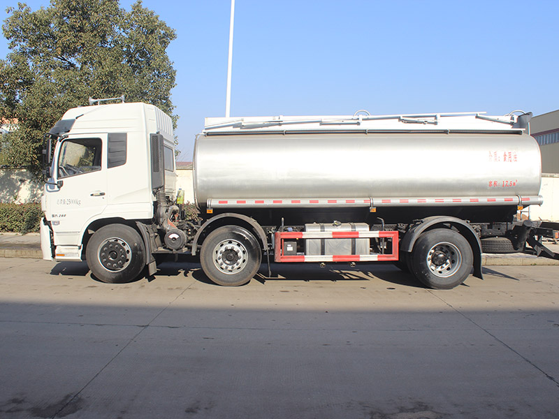 東風(fēng)專(zhuān)底17.5立方SCS5250GSYDFV6食用油運(yùn)輸車(chē)