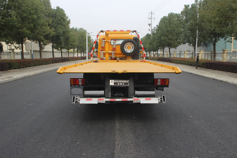 潤(rùn)知星牌SCS5070TQZZ6型清障車(chē)